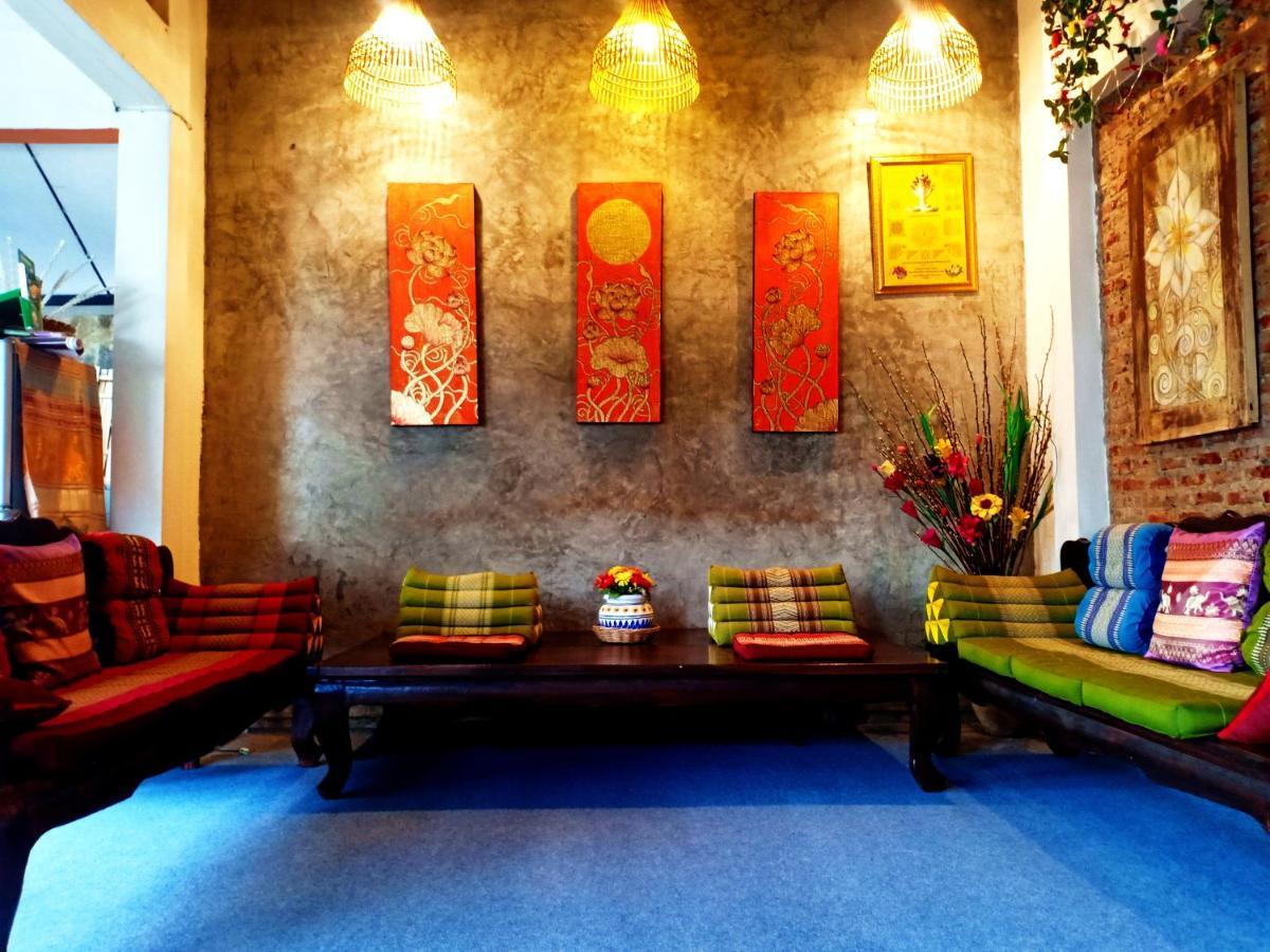 Sofa Gallery Hotel Nong Khai Exterior photo