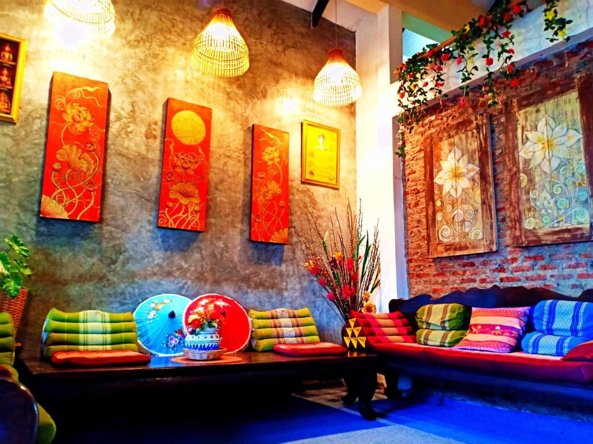 Sofa Gallery Hotel Nong Khai Exterior photo
