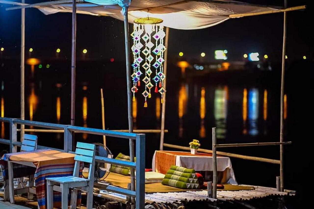 Sofa Gallery Hotel Nong Khai Exterior photo